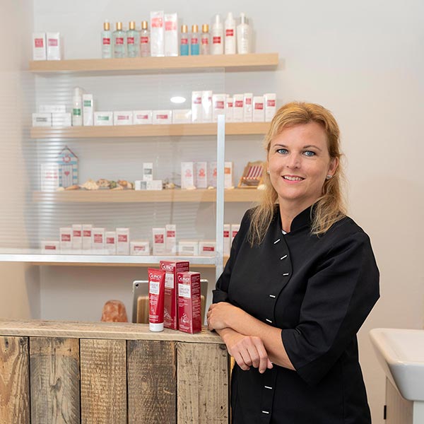 Bonnys Beauty - Guinot balie Bonny 600 - Tarieven van de behandelingen Bonnys Beauty - Guinot balie Bonny 600 - Tarieven van de behandelingen